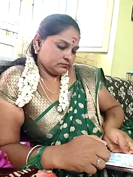 Snapshot of mynatamil143 chatting on 05-26-26, 07:15 mynatamil143 online show from 05-26-26, 07:15