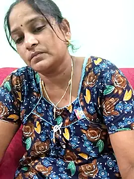 Snapshot of mynatamil143 chatting on 05-31-26, 06:31 mynatamil143 online show from 05-31-26, 06:31