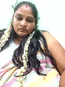 Snapshot of mynatamil143 chatting on 06-03-26, 02:33 mynatamil143 online show from 06-03-26, 02:33