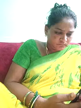 Snapshot of mynatamil143 chatting on 06-07-26, 03:54 mynatamil143 online show from 06-07-26, 03:54