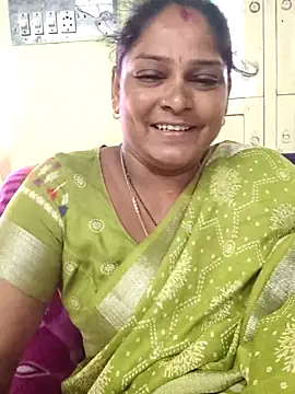 Snapshot of mynatamil143 chatting on 06-17-26, 04:59 mynatamil143 online show from 06-17-26, 04:59