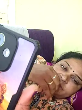 Snapshot of mynatamil143 chatting on 07-01-26, 03:30 mynatamil143 online show from 07-01-26, 03:30