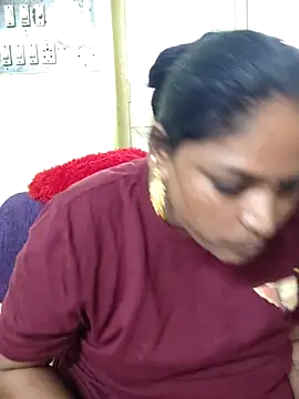 Snapshot of mynatamil143 chatting on 07-07-26, 06:47 mynatamil143 online show from 07-07-26, 06:47