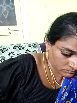 Snapshot of mynatamil143 chatting on 07-09-26, 03:38 mynatamil143 online show from 07-09-26, 03:38