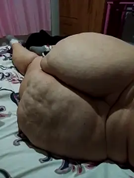 MegaAssMature online show from 05-26-26, 07:48
