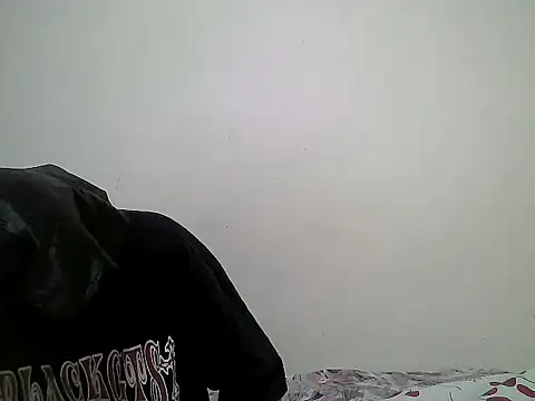 Miss rihanna online show from 05-20-26, 03:45