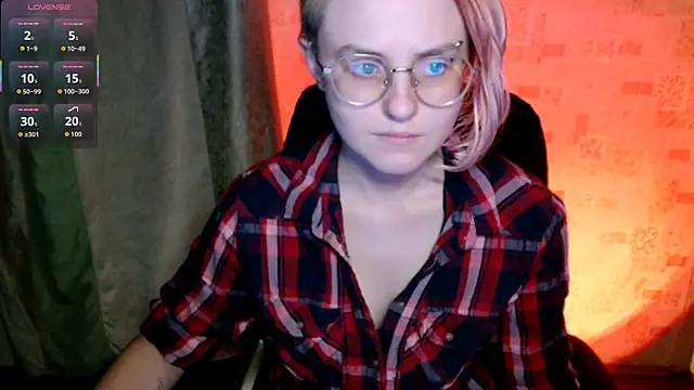   Freya    online show from 07-30-26, 05:56