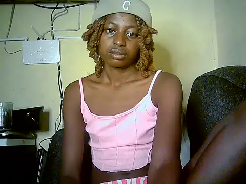 Therry-heart online show from 06-18-26, 04:57