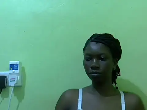 Sweet-Lynn online show from 05-19-26, 05:25
