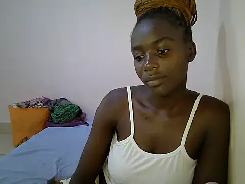 BUNNY BLISS1 online show from 05-20-26, 01:28