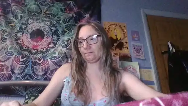 Izzylove47 online show from 05-19-26, 08:09