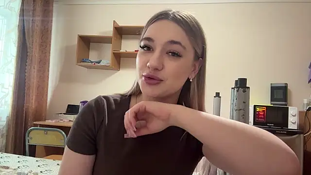 Kattyqte online show from 05-27-26, 07:38