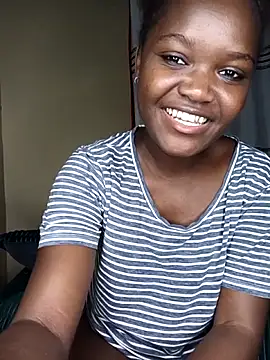 little creamy online show from 05-18-26, 04:13