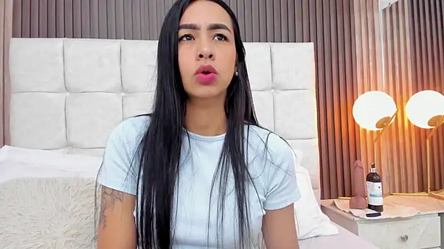 Camila Vega22 online show from 05-23-26, 11:47