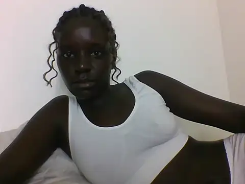 LatishLava online show from 05-17-26, 02:02