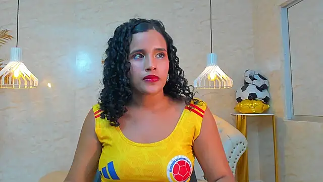 Horny Curls online show from 07-04-26, 03:56