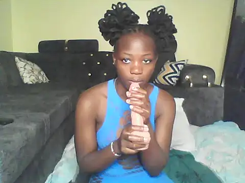 Snapshot of hot_chocolate222 chatting on 06-04-26, 03:56 hot chocolate222 online show from 06-04-26, 03:56