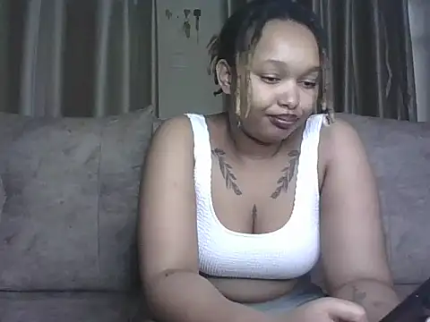Candy Tracy online show from 06-17-26, 10:28