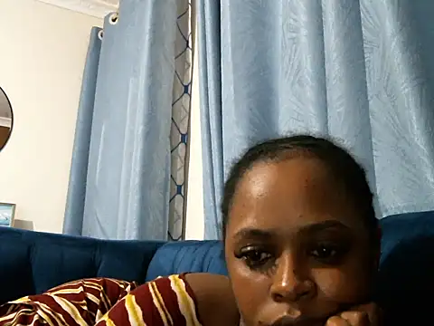 Snapshot of pretty_zii chatting on 05-15-26, 06:04 pretty zii online show from 05-15-26, 06:04