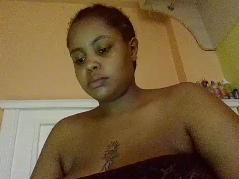 sexychubby22 online show from 05-27-26, 02:36