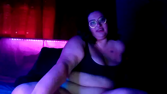 Snapshot of squishkink chatting on 05-16-26, 07:45 squishkink online show from 05-16-26, 07:45