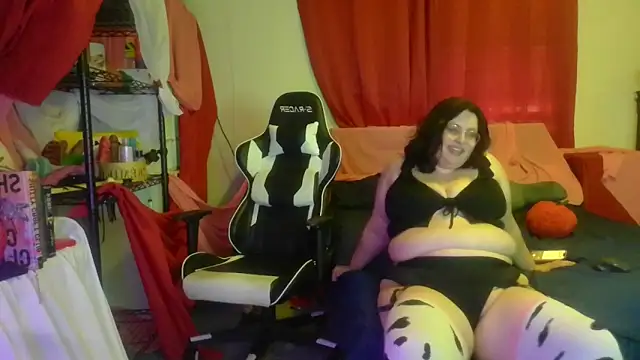 Snapshot of squishkink chatting on 05-22-26, 03:28 squishkink online show from 05-22-26, 03:28