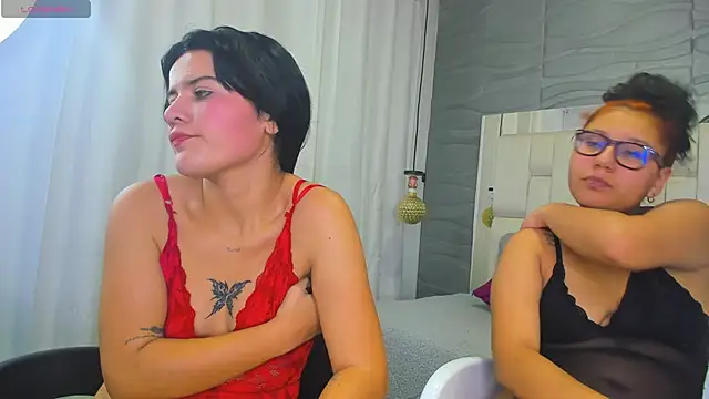 Lia  Kalifa online show from 05-28-26, 06:00
