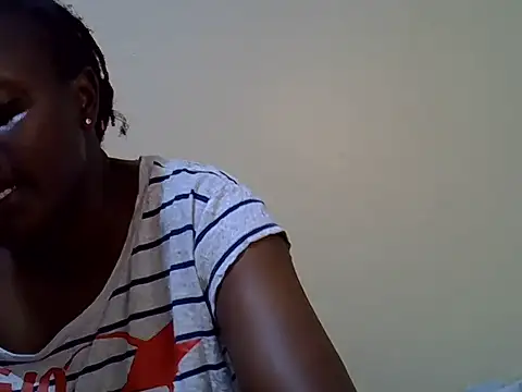Snapshot of sweety_starlit chatting on 05-22-26, 04:34 sweety starlit online show from 05-22-26, 04:34