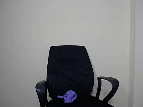 KittySexxy02 online show from 05-23-26, 03:49