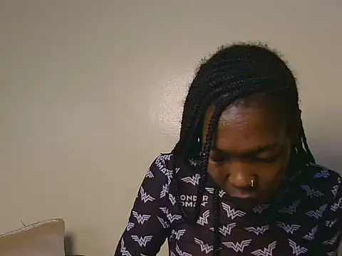 Glamtashie online show from 07-16-26, 08:37