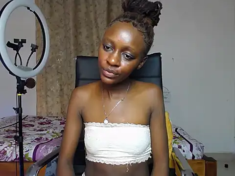 BellaIvy online show from 05-22-26, 06:02