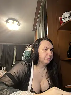 EvaBeautyXxX online show from 05-26-26, 10:17