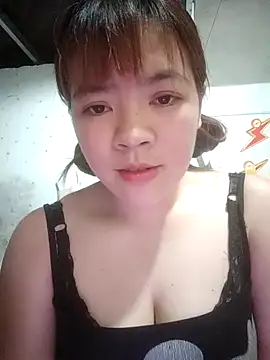 Loleml01 online show from 05-27-26, 03:47