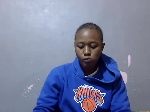 Snapshot of Petite_Ebony10 chatting on 06-01-26, 09:49 Petite Ebony10 online show from 06-01-26, 09:49