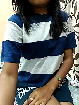 Shanaya 001 online show from 05-30-26, 06:21