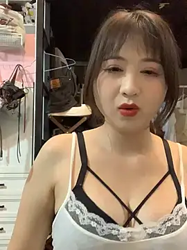 A-lanlan online show from 05-24-26, 02:11