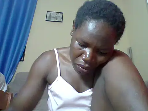 Snapshot of Blacksexyqueen24 chatting on 05-17-26, 11:01 Blacksexyqueen24 online show from 05-17-26, 11:01