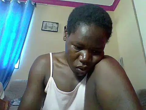 Snapshot of Blacksexyqueen24 chatting on 05-18-26, 05:13 Blacksexyqueen24 online show from 05-18-26, 05:13