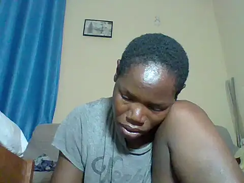 Snapshot of Blacksexyqueen24 chatting on 05-21-26, 06:37 Blacksexyqueen24 online show from 05-21-26, 06:37