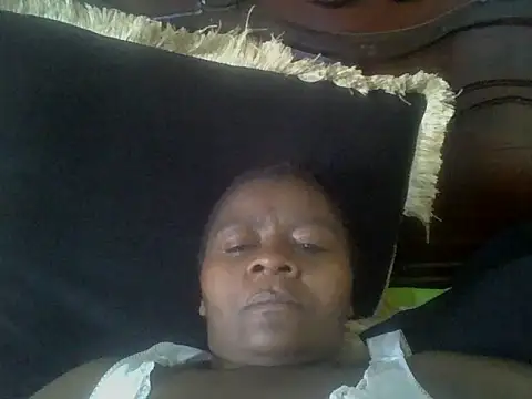 Snapshot of scatia chatting on 06-24-26, 08:46 scatia online show from 06-24-26, 08:46