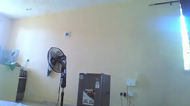 sexybaddie1 online show from 05-22-26, 12:33