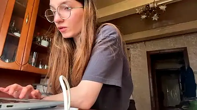 SparkleJebb online show from 05-24-26, 03:06