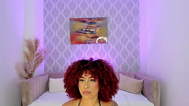 Nikki Rousmel online show from 06-10-26, 04:12