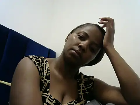 Snapshot of fantasydiva1 chatting on 06-06-26, 02:11 fantasydiva1 online show from 06-06-26, 02:11