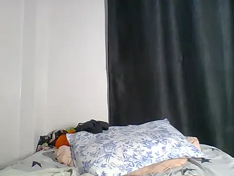 Snapshot of kee_vigin chatting on 05-29-26, 05:55 kee vigin online show from 05-29-26, 05:55