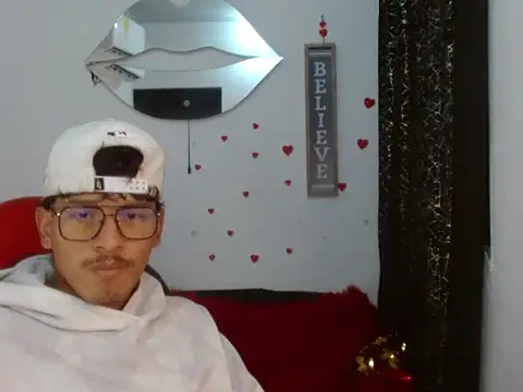 blackfox desire online show from 05-19-26, 06:58