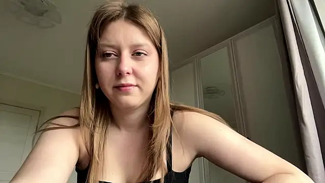 Snapshot of HeyItsAgata chatting on 05-23-26, 10:19 HeyItsAgata online show from 05-23-26, 10:19