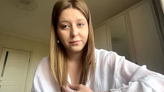 Snapshot of HeyItsAgata chatting on 05-24-26, 10:31 HeyItsAgata online show from 05-24-26, 10:31