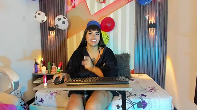 MadisonYoung000 online show from 06-30-26, 12:17
