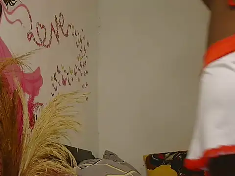 Saucy1 Angels online show from 05-26-26, 07:04